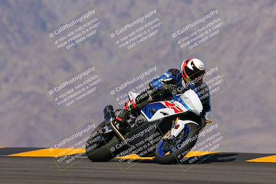 media/Oct-09-2022-SoCal Trackdays (Sun) [[95640aeeb6]]/Turn 9 (1pm)/